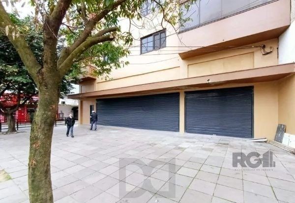 Libertas imobiliária aluga loja na Av. Assis Brasil com 530m²-Passo D`areia — foto 1