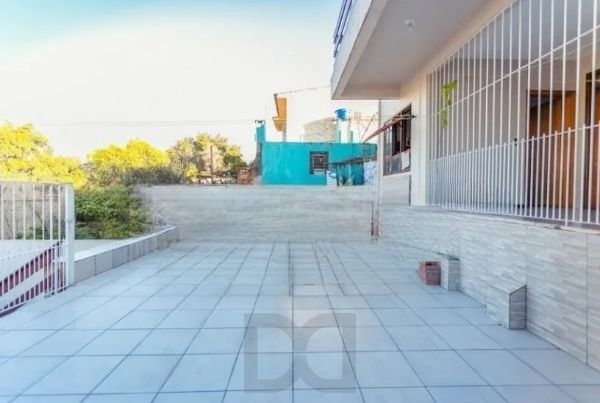 Casa / sobrado no bairro Jardim Itu de 3 dormitórios e pátio com piscina — foto 38
