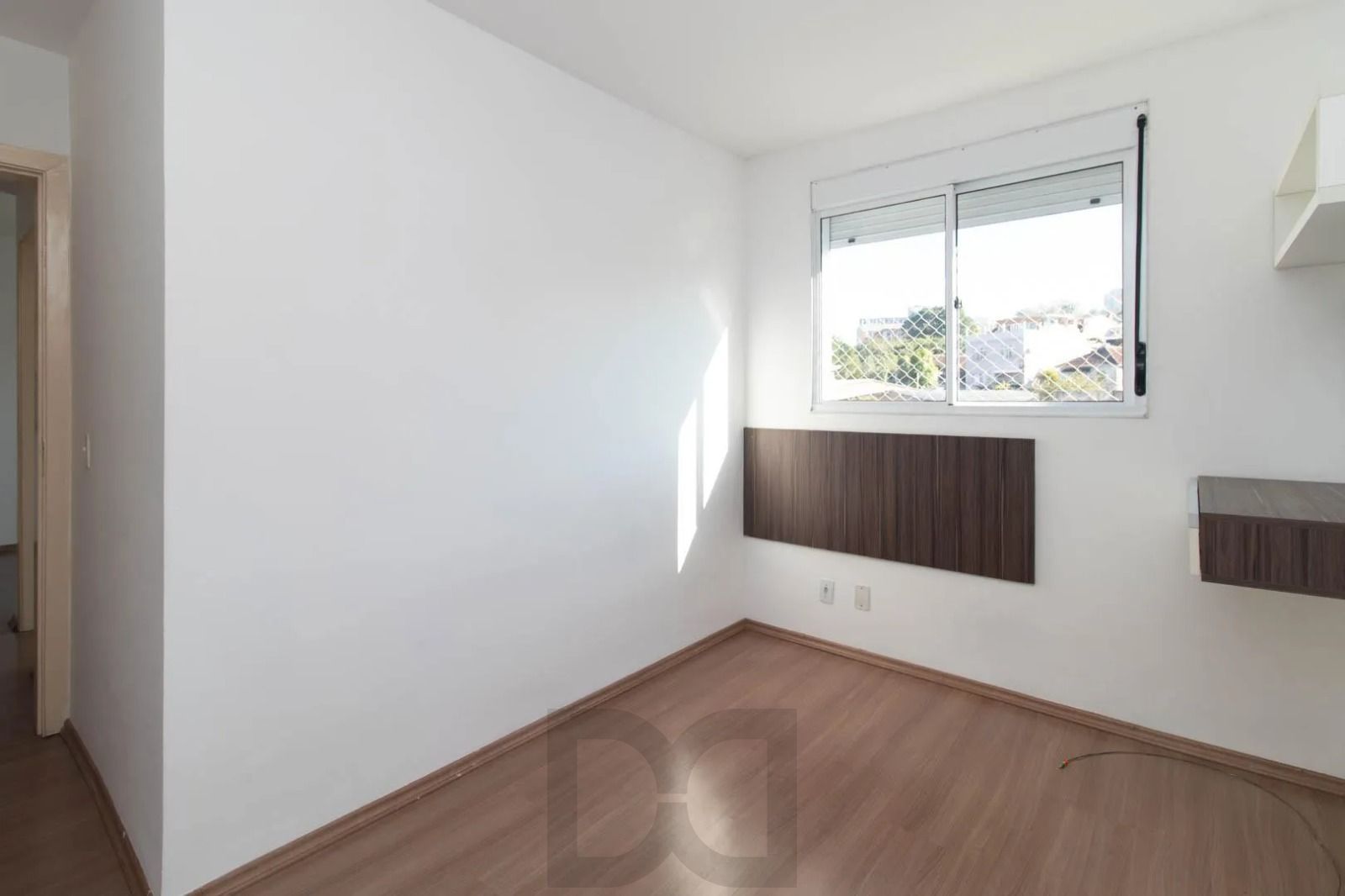 2 DORMITÓRIOS, REFORMADO C/VAGA E INFRA COMPLETA — foto 9