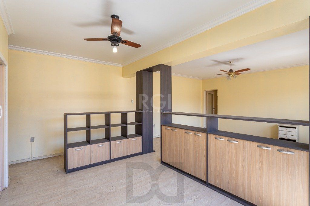 Apartamento de 3 dormitórios e vaga bairro Santa Cecilia DESOCUPADO — foto 3