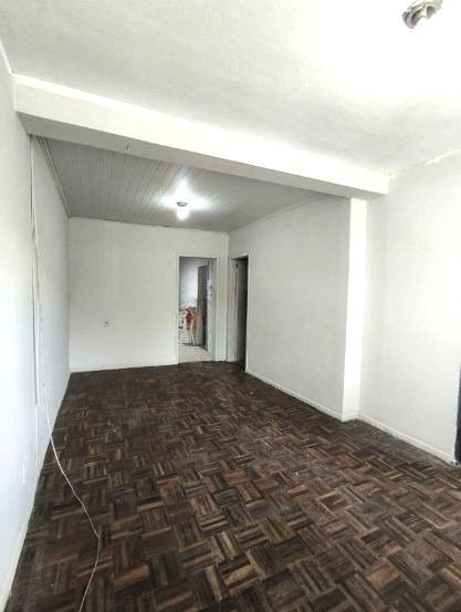 Casa sobrado no bairro Jardim do Salso DESOCUPADA — foto 6