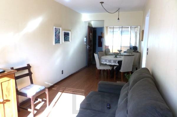 Apartamento no Centro de 2 dormitórios dependência DESOCUPADO — foto 6