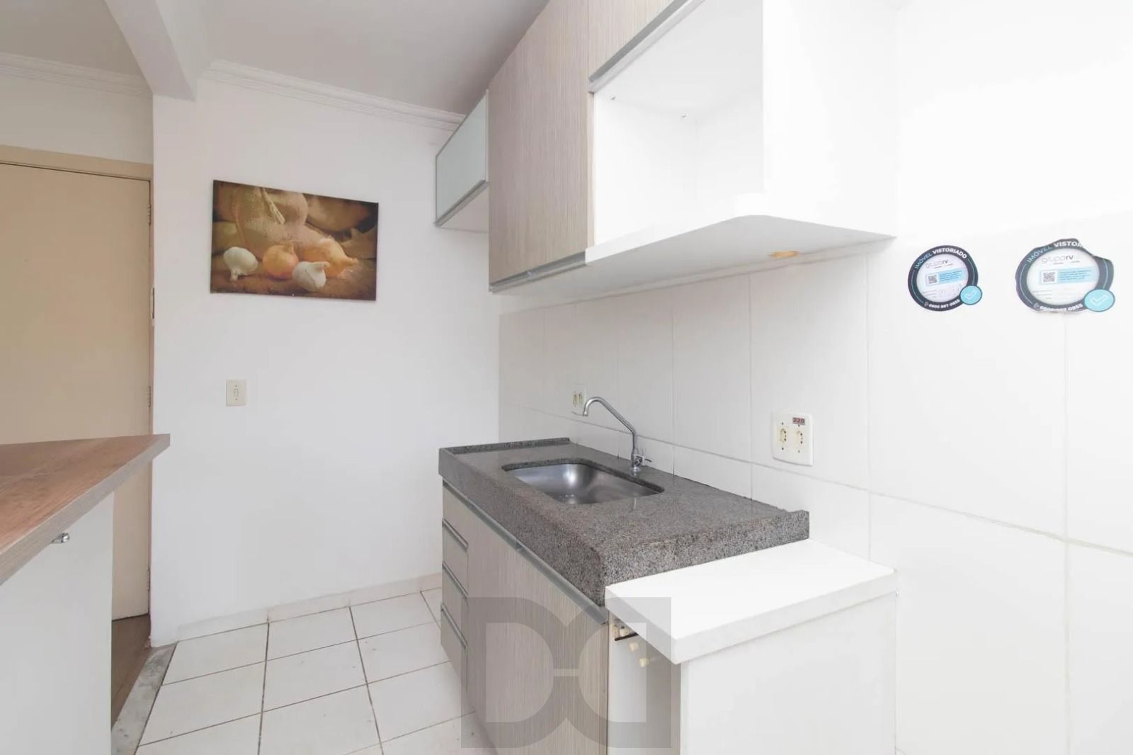 2 DORMITÓRIOS, REFORMADO C/VAGA E INFRA COMPLETA — foto 18