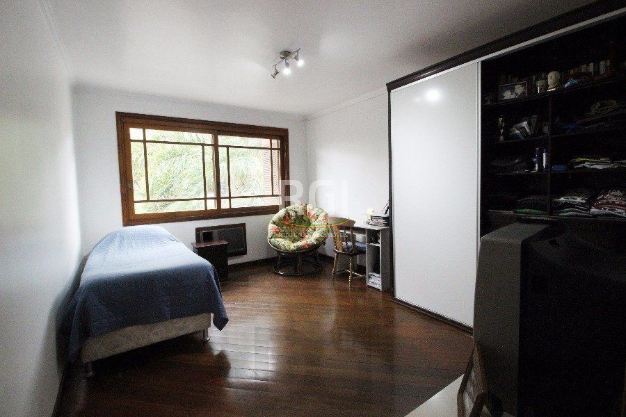 Casa para Venda - 280m², 3 dormitórios, 2 vagas - Petrópolis — foto 5
