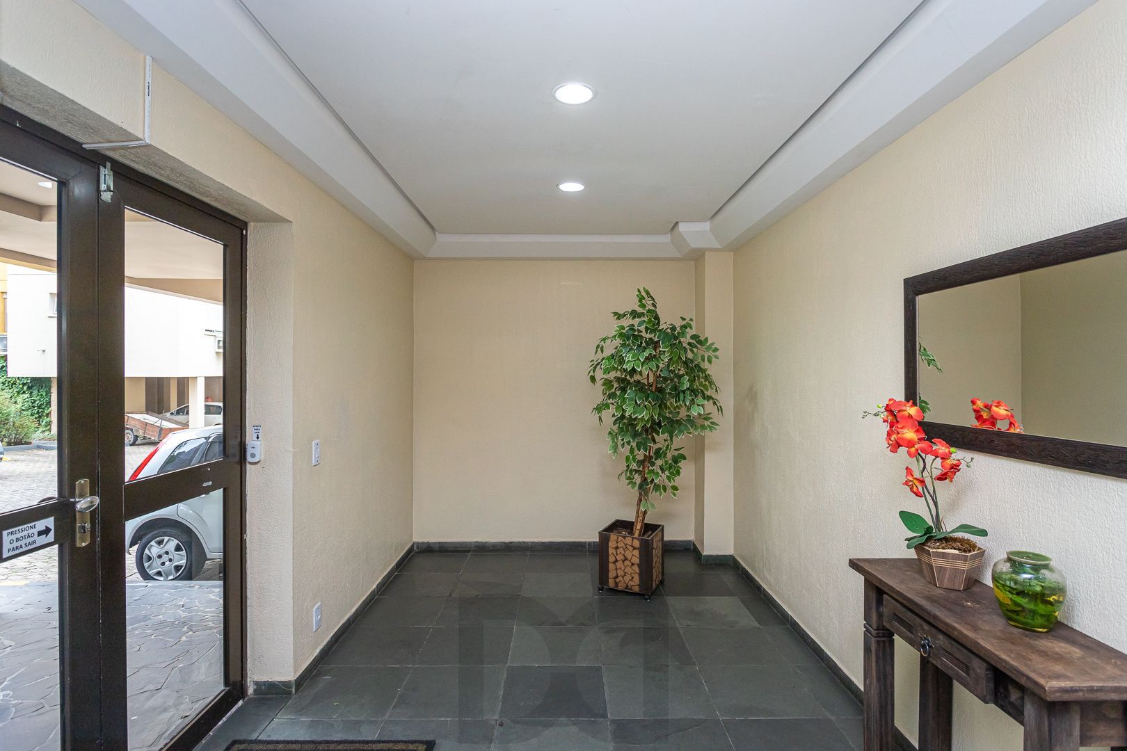 Apartamento diferenciado no bairro Nonoai de 3 dormitórios 2 vagas e infra — foto 55