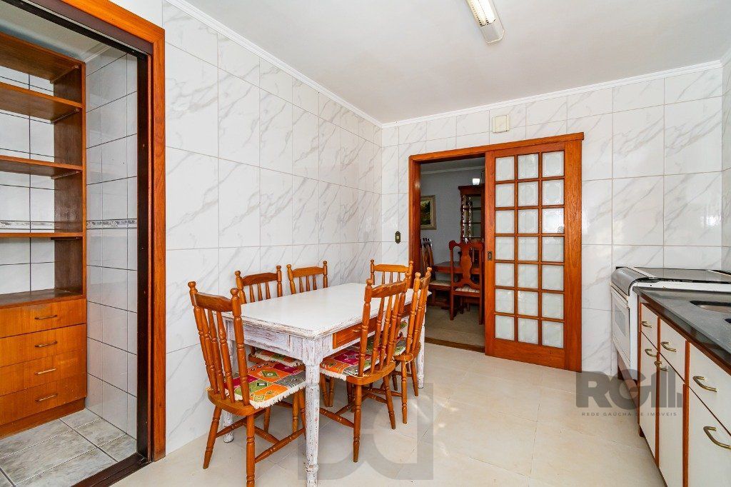 Casa sobrado na zona norte de 3 dormitórios 3 vagas e piscina — foto 12