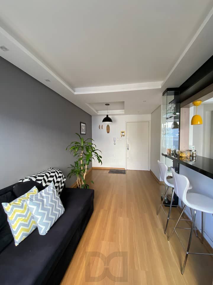 Apartamento no bairro Cristal de 1 dormitório REFORMADO E MOBILIADO — foto 8