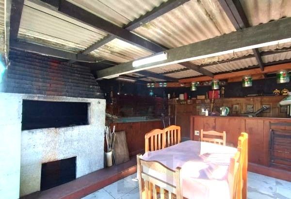 Casa no bairro Jardim do Salso com 2 dormitórios e 4 vagas — foto 22