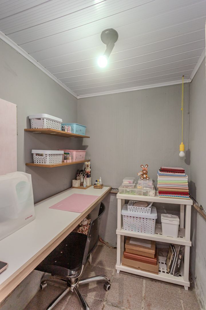 Casa no bairro Jardim Botânico de 3 dormitórios e garagem e terreno com 370m² — foto 24