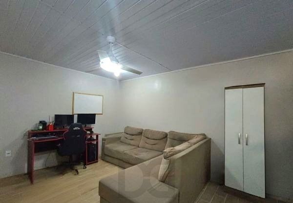 Casa no bairro Jardim do Salso com 2 dormitórios e 4 vagas — foto 7