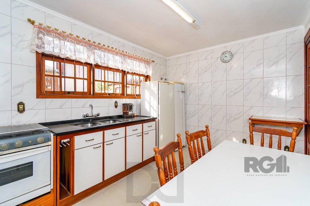 Casa sobrado na zona norte de 3 dormitórios 3 vagas e piscina — foto 10