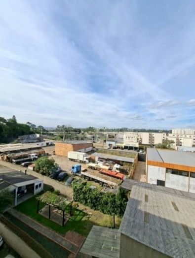 Apartamento no Sarandi de 2 dormitórios e vaga semi mobiliado DESOCUPADO — foto 3