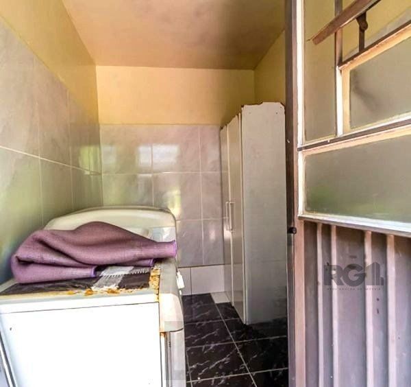 Casa sobrado no Partenon de 4 dormitórios e 2 vagas — foto 30