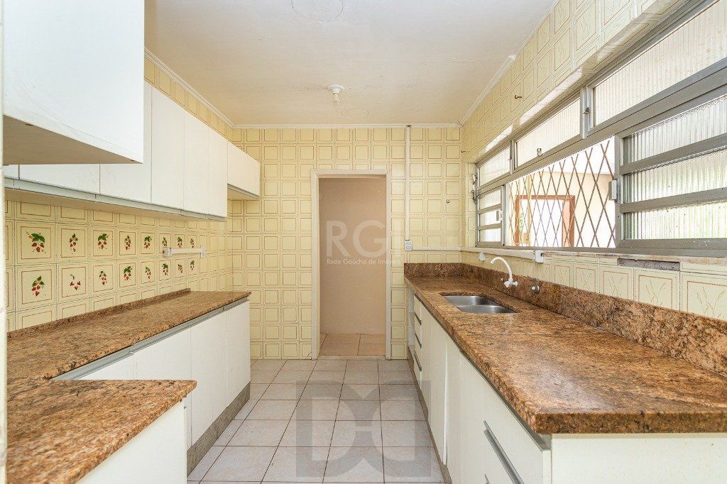 Casa para Venda - 740m², 5 dormitórios, sendo 1 suites, 3 vagas - Vila Assunção — foto 31