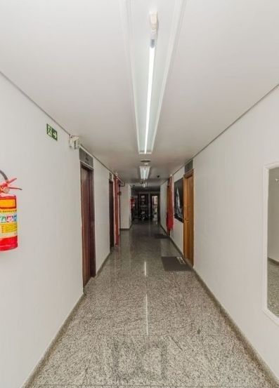 Sala comercial ou apartamento no Centro DESOCUPADA — foto 14