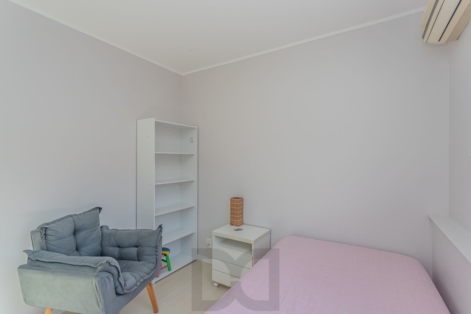Apartamento diferenciado no bairro Nonoai de 3 dormitórios 2 vagas e infra — foto 44