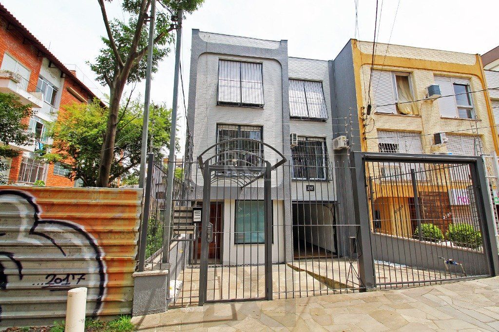 Apartamento de 3 dormitórios e vaga no bairro Petrópolis — foto 37