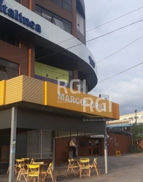 Casa Comercial para Venda - 360m², 0 dormitórios, Petrópolis — foto 19