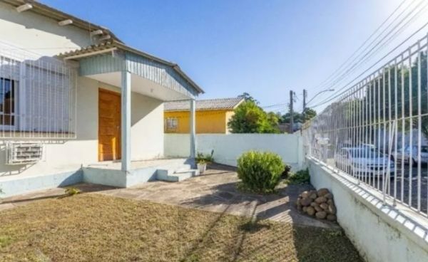 Casa no bairro Jardim Itú com edícula e 3 vagas — foto 3