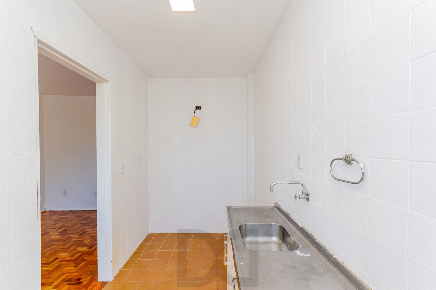 Apartamento de 3 dormitórios, **1 vaga - Cristal DESOCUPADO — foto 5
