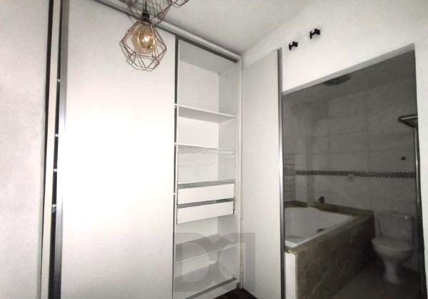 Apartamento no Centro de 1 dormitório DESOCUPADO — foto 6