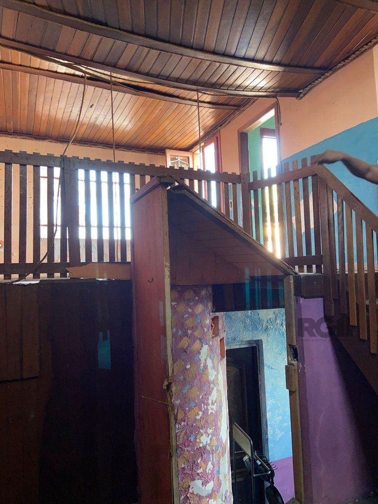 Casa para utilização comercial, no bairro Teresópolis, em Porto Alegre, RS. — foto 8