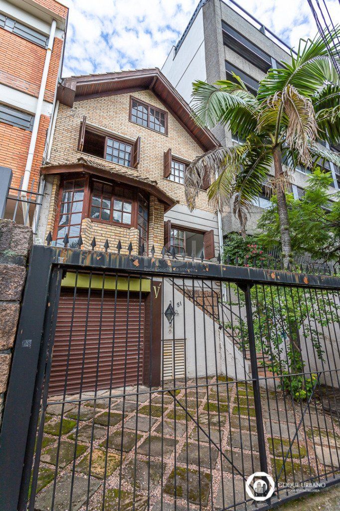 Casa para Venda - 330m², 4 dormitórios, sendo 3 suites, 2 vagas - Petrópolis — foto 59