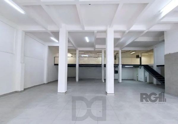 Libertas imobiliária aluga loja na Av. Assis Brasil com 530m²-Passo D`areia — foto 5