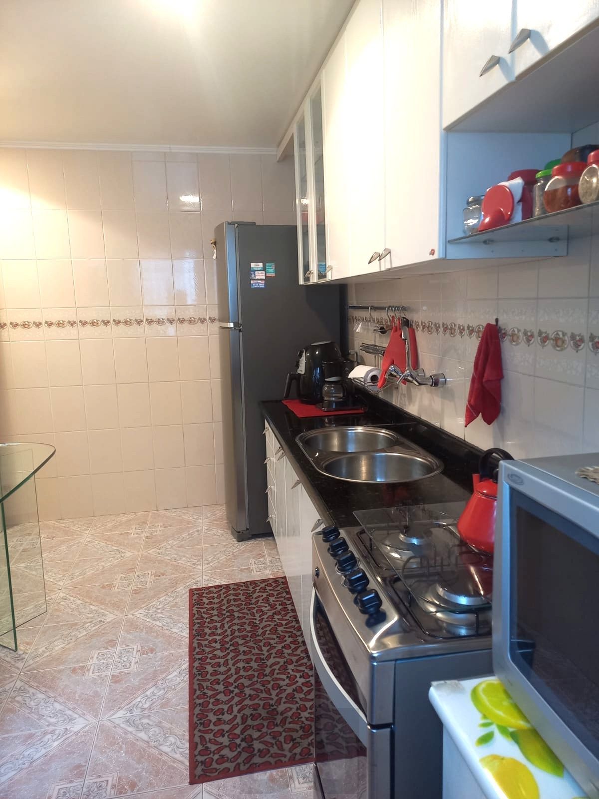 Apartamento no Menino Deus de 2 dormitórios e vaga DESOCUPADO — foto 10