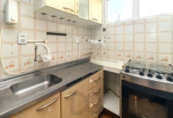 Apartamento de 2 dormitórios SEMI MOBILIADO / DESOCUPADO — foto 11