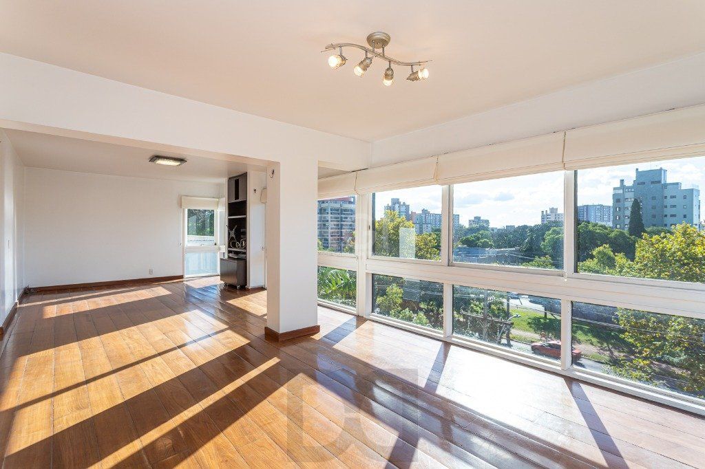 Apartamento no bairro Higienópolis com 190m² de 3 dormitórios e 2 vagas — foto 3