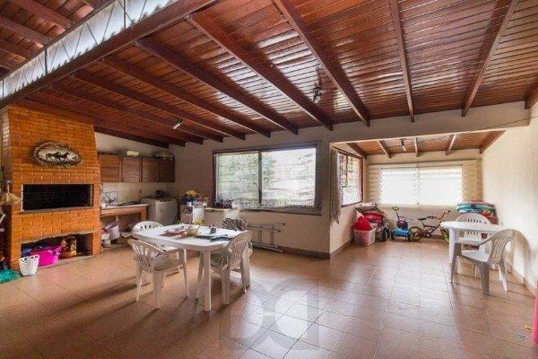 Casa para Venda de 3 dormitórios 6 vagas no bairro Chácara das Pedras — foto 30