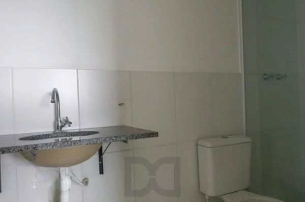 Apartamento no bairro Nonoai de 2 dormitórios e vaga — foto 6