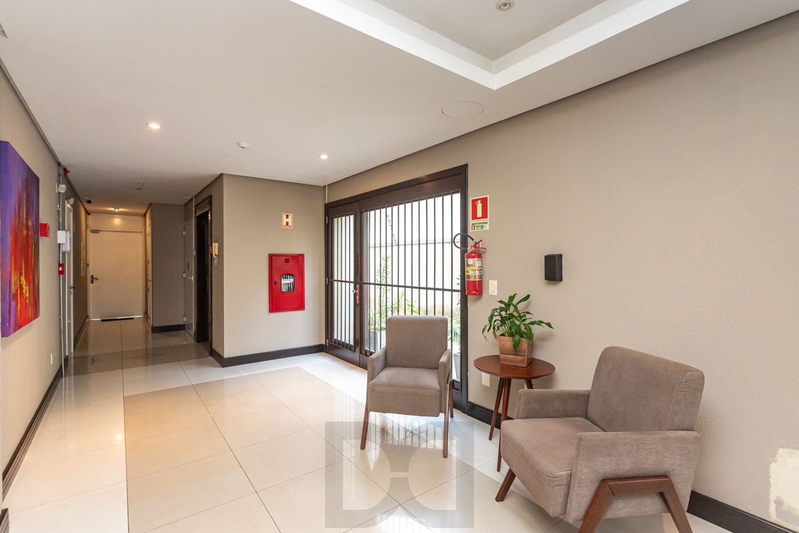 Exelente apartamento de dois dormitórios próximo Benjamin Constant — foto 1