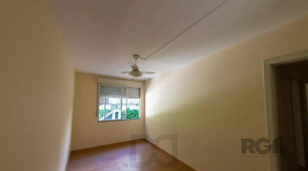 Venda 2 Dormitórios com Suíte — foto 12