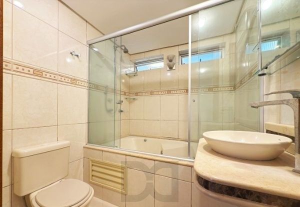 Apartamento no bairro Santana de 3 dormitórios e vaga DESOCUPADO — foto 14