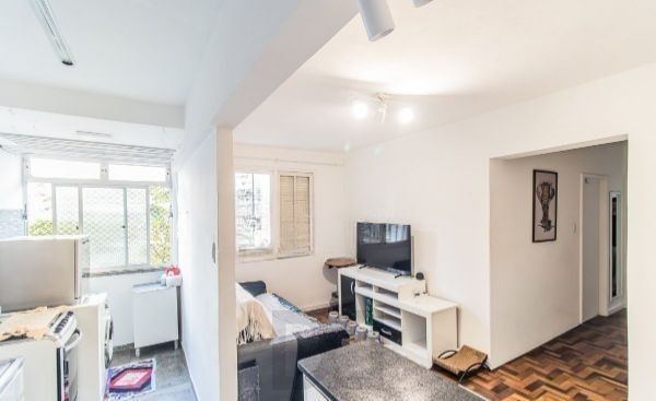 2D REFORMADO COM VAGA, NO JARDIM BOTÂNICO, PRÓXIMO AO BOURBON — foto 3