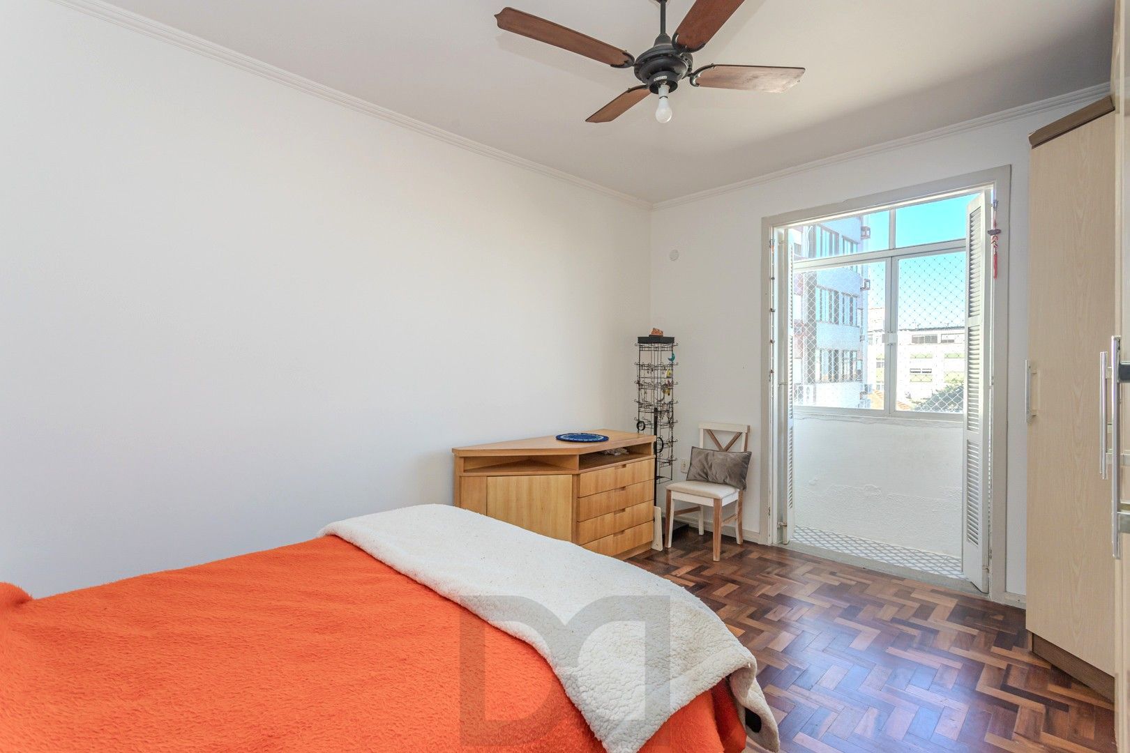 Apartamento no bairro Petrópolis de 3 dormitórios REFORMADO — foto 9