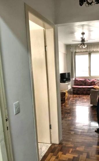 Apartamento no Centro de 1 dormitório DESOCUPADO — foto 3