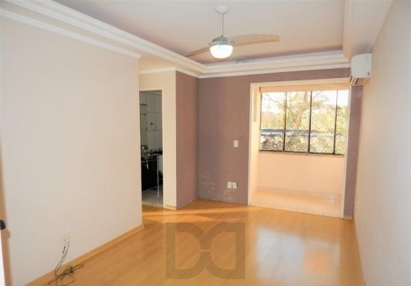 Apartamento no Sarandi de 2 dormitórios e vaga — foto 2