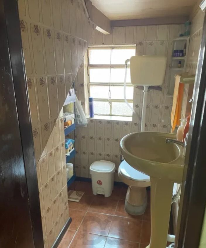 Casa 7 dormitórios 2 vagas de garagem no bairro Petrópolis — foto 37
