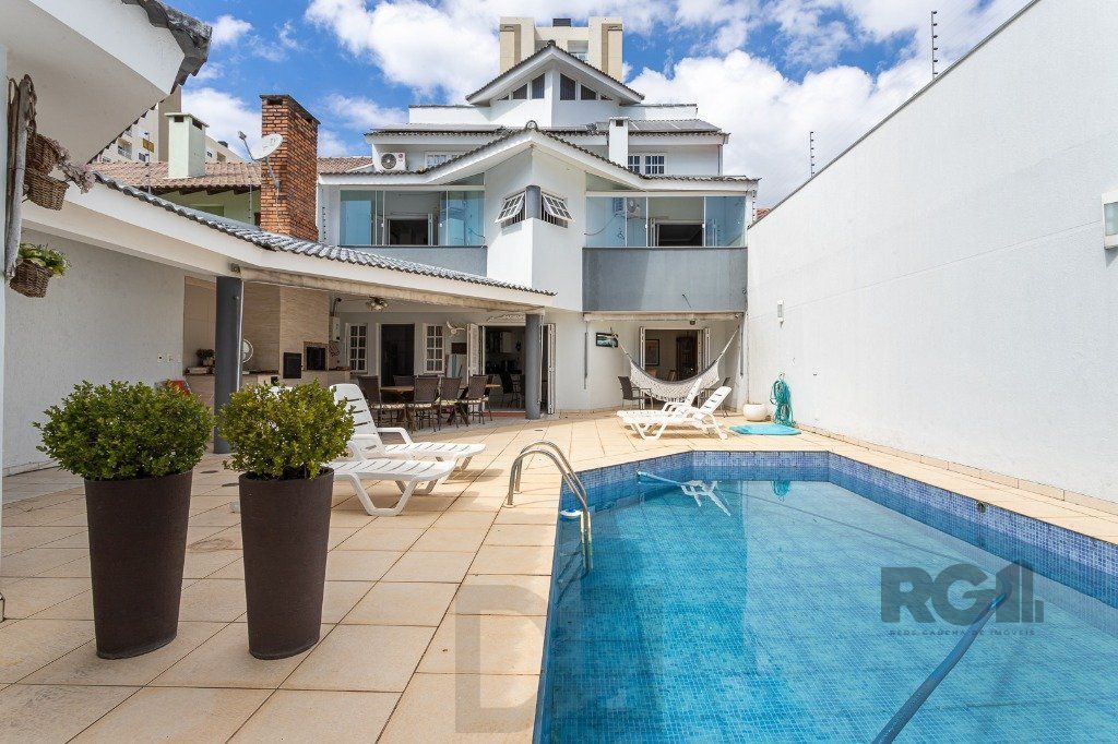 casa sobrado no Alto Petrópolis de 5 dormitórios e 3 vagas — foto 2