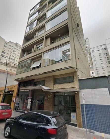 Apartamento no Centro de 2 dormitórios — foto 1