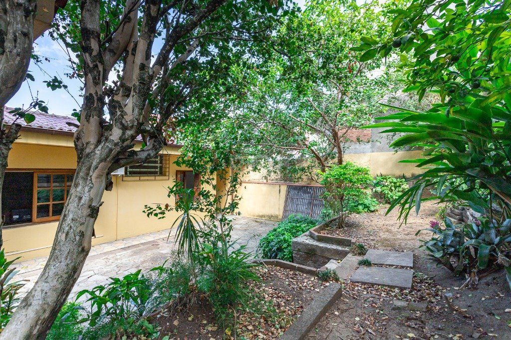 Casa no bairro Petrópolis de 3 dormitórios — foto 45