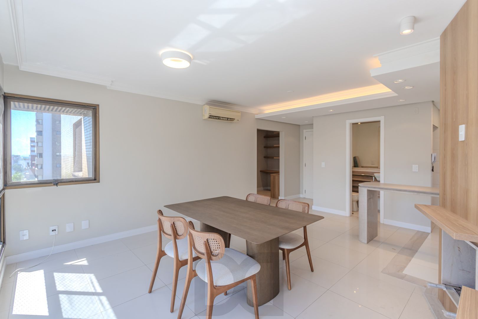 Apartamento no bairro Mont Serrat de 2 suítes e 2 vagas DESOCUPADO — foto 8