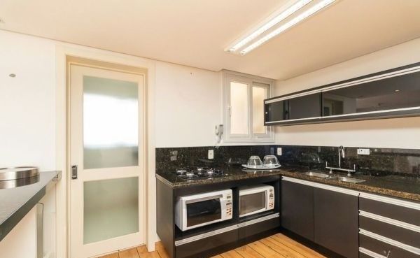 Apartamento no bairro Higienópolis de 2 dormitórios e 2 vagas — foto 12