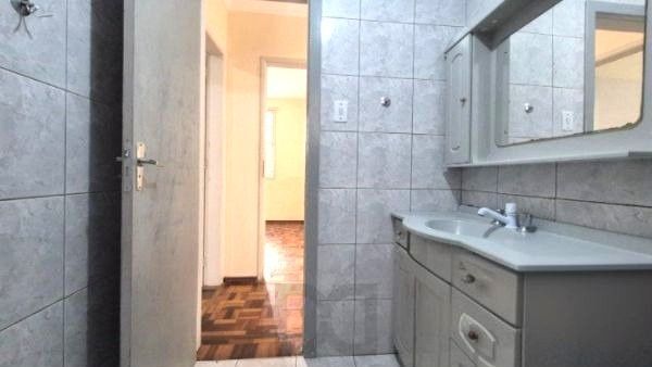 Apartamento no bairro Medianeira de 3 dormitórios DESOCUPADO — foto 10