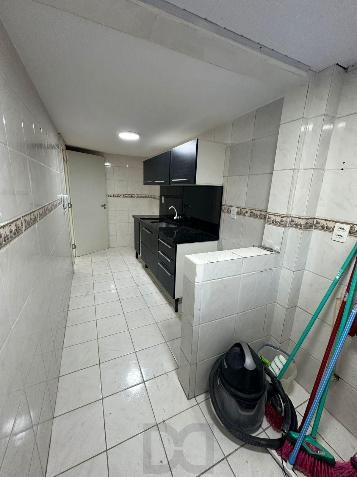 Apartamento com 3 Quartos, térreo com pátio privativo, 1 vaga coberta à Venda, 88m² privativos, só R$ 299.000 — foto 6