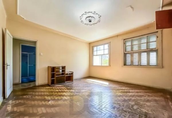 Apartamento no Bom Fim de 3 dormitórios DESOCUPADO — foto 3