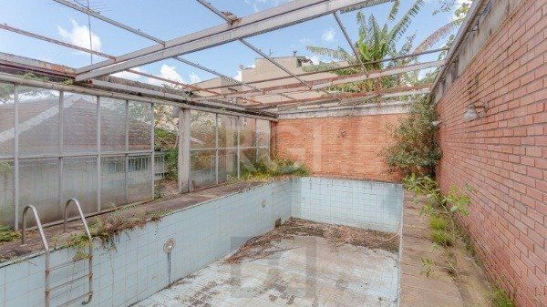 Casa de 3 dormitórios, 2 vagas - Petrópolis — foto 2